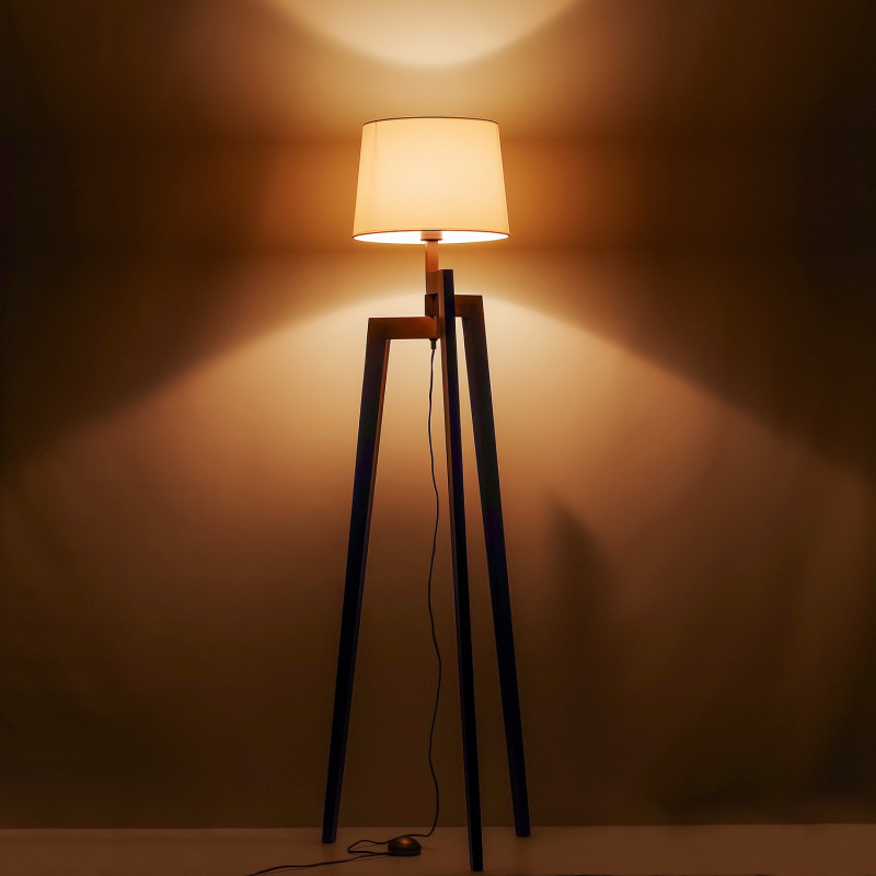 Stojací lampa v barvě ořechu s bežovým stínidlem  9660 "Trion" foto6