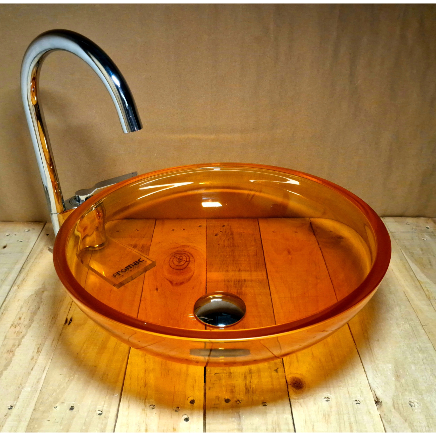 Skleněné designové umyvadlo U 009 foto3