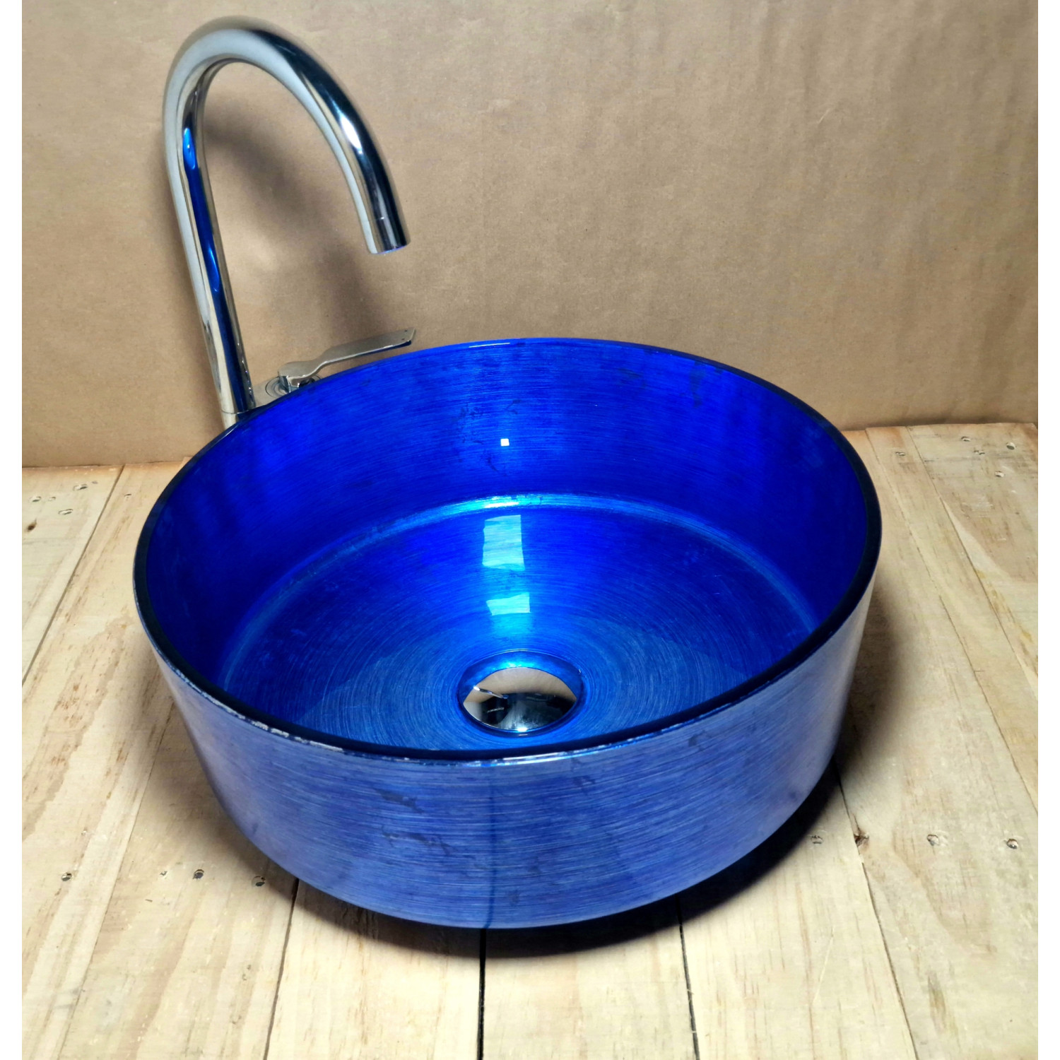 Skleněné designové umyvadlo U023