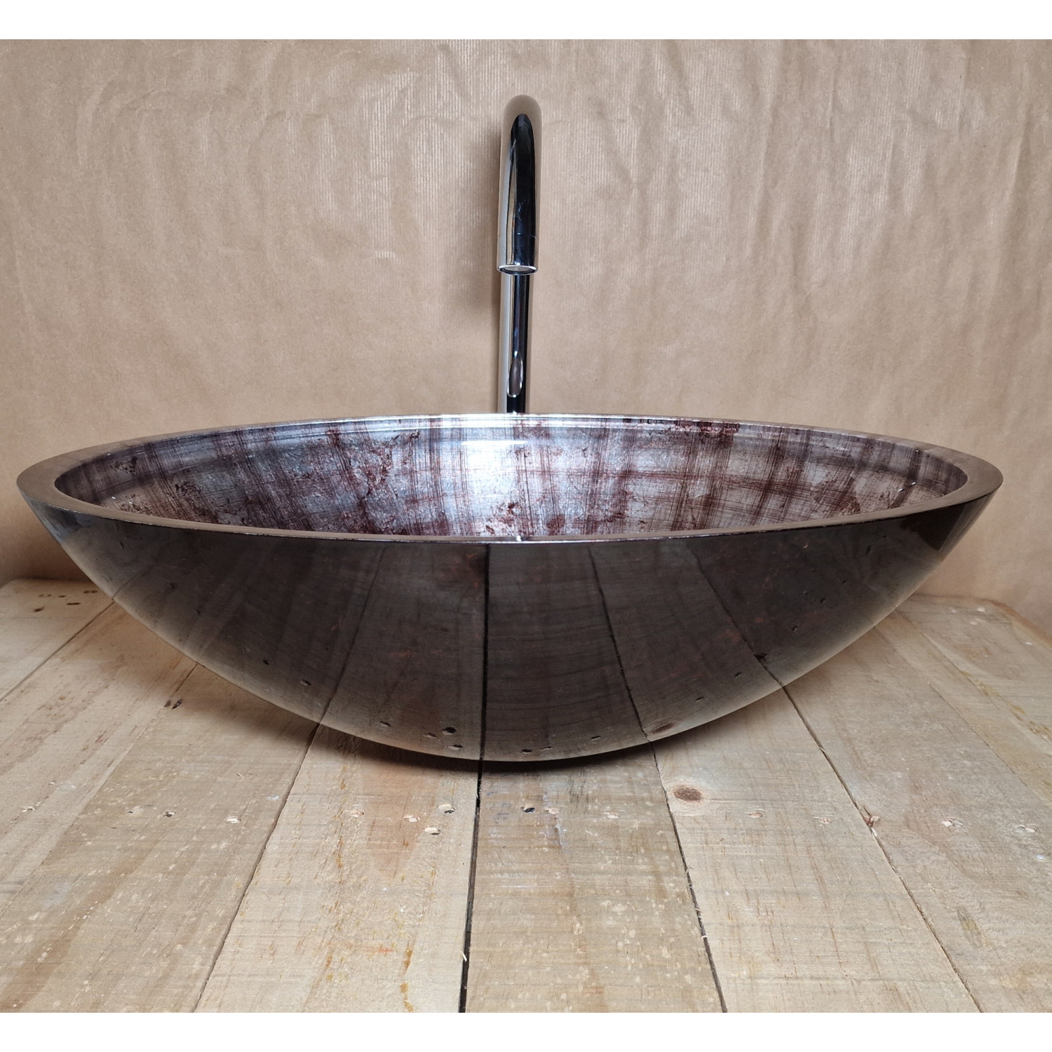 Designové oválné skleněné umyvadlo s efektem stříbrné fólie a hnědé barvy U038 foto3